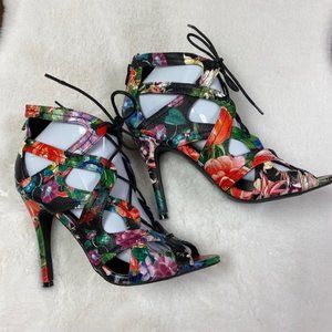Madden Girl Dita‎ Floral Lace Up Stilettos Open Toe Heels, size 8